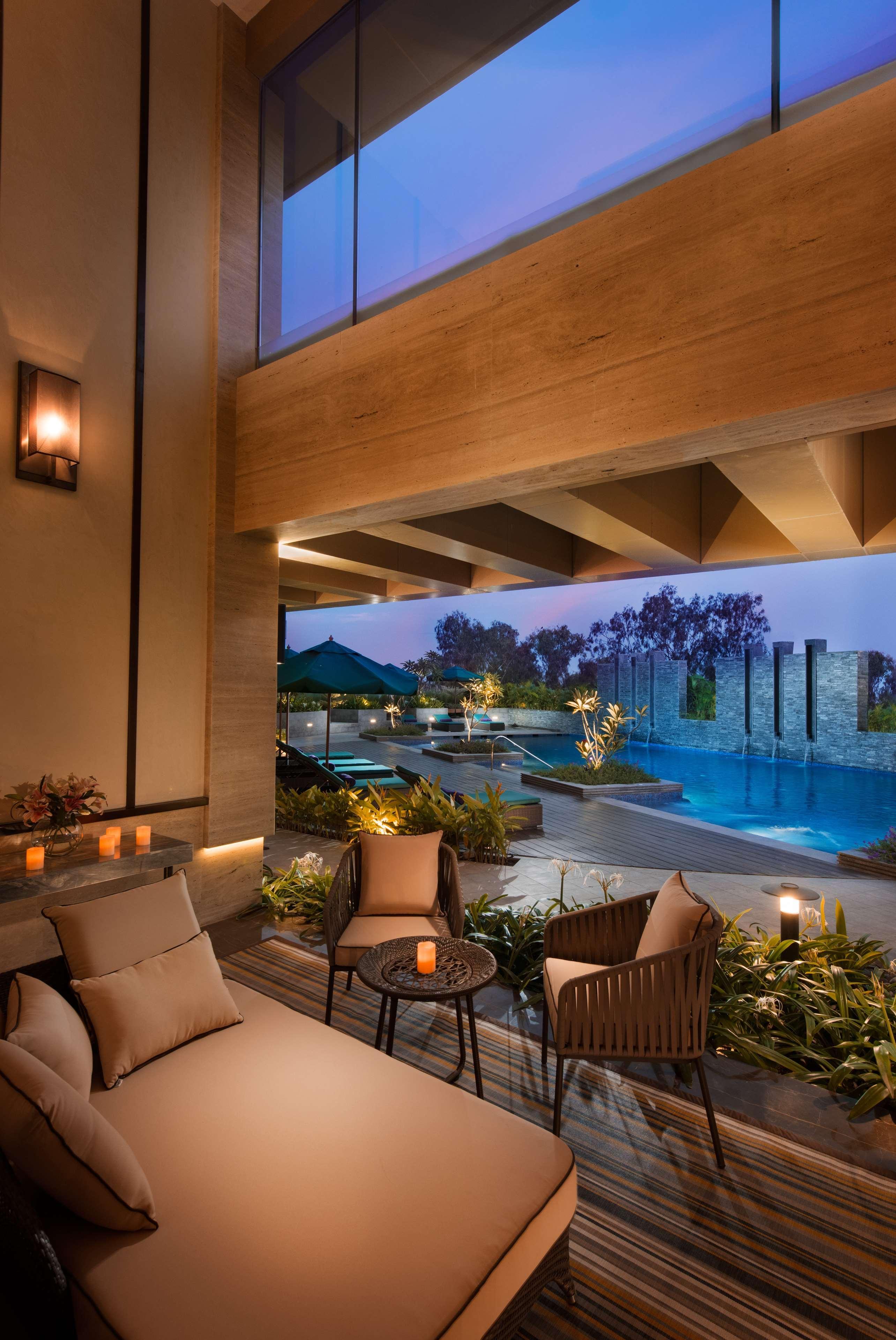 Conrad Pune Exterior foto