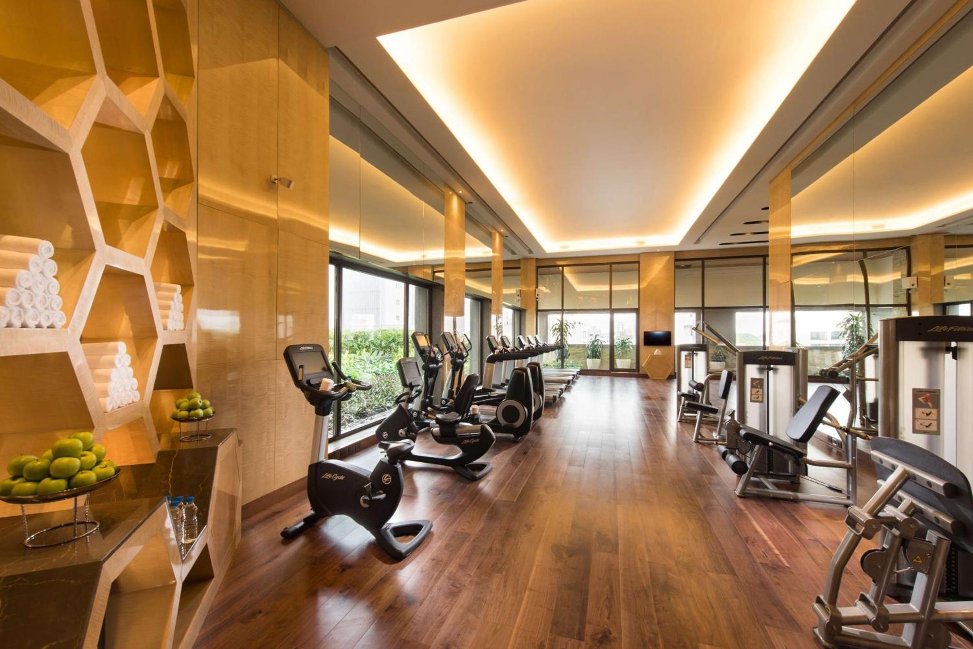 Conrad Pune Exterior foto